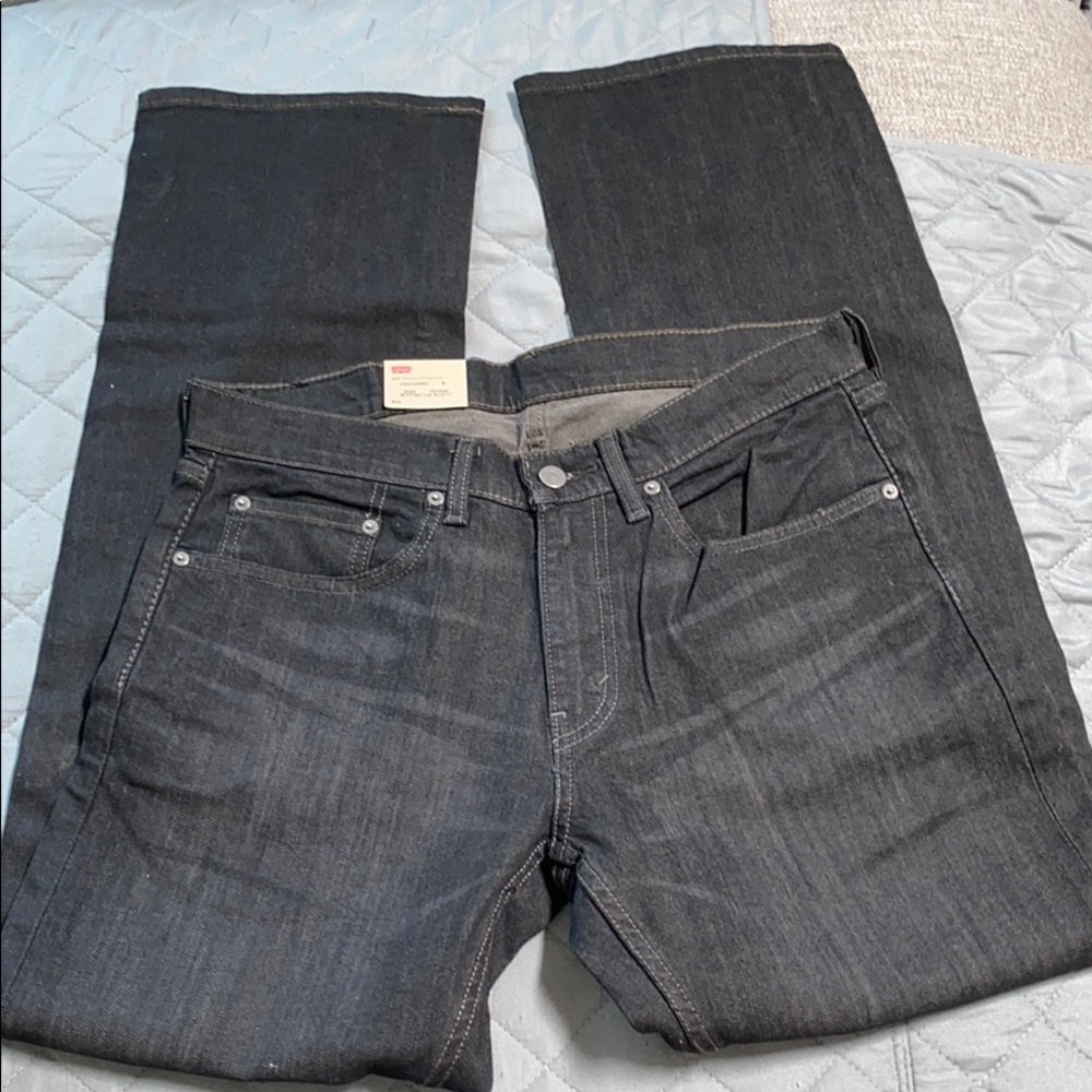 Levi’s Relaxed Straight Fit 559